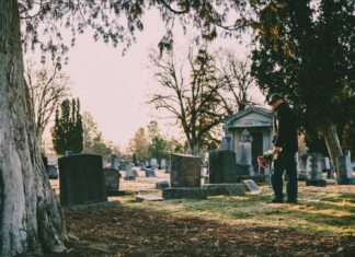 Chưa Chết Là Chưa Hết Chuyện