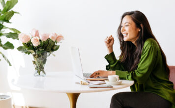 Chăm sóc người đàn bà